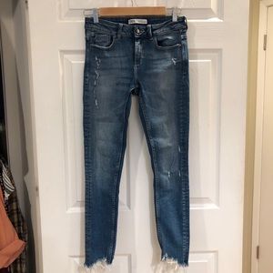 Zara Denim size 4 jeans with frayed hems